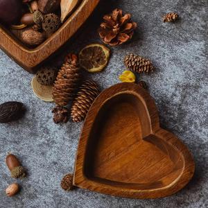 Porte-bougie en bois d'acacia artisanal en forme de cœur, support pour bougie chauffe-plat, décoration écologique pour la maison, article cadeau - Product Image 2