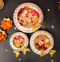 Vente en gros de bols décoratifs en fer doré faits à la main avec des découpes de papillons et de fleurs, décoration de luxe pour la maison et la table de Noël (lot de 3) Urli