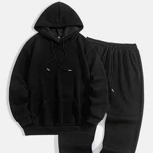 Vente à chaud Survêtement pour homme de qualité supérieure avec logo personnalisé respirant coupe ajustée attrayant design uni pour la saison hivernale - Product Image 1