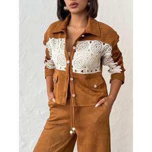 Chaqueta Camisera con Aspecto de Gamuza para Mujer con Detalle de Encaje - Product Image 4