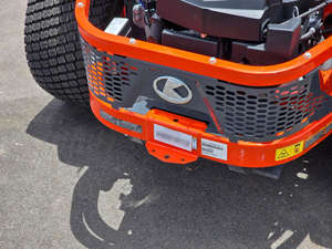 Cortadora de Césped Comercial Kubota Z452KWTi-60 2025, Cortadora de Césped a Gasolina con Motor EFI de 24 HP - Product Image 3