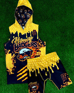 ชุดฟุตบอลสั่งทำพิเศษ สีแดงและสีขาว พร้อมสีดำและสีเขียว ชุดฟุตบอลทีมชาติไทย พร้อมชื่อและโลโก้ - Product Image 2