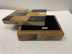 Ensemble de 2 boîtes à bijoux en corne naturelle faites à la main, boîtes uniques en MDF artisanales avec un aspect élégant, décoration de maison écologique - Product Image 5