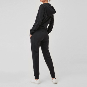 Survêtements d'hiver imprimés à capuche de haute qualité pour femmes, style streetwear, nouvelle collection 2024, fermeture à cordon, commande en gros - Product Image 1