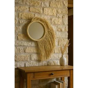 Espejos marroquíes hechos a mano con flecos, decoración boho para pared, marco artesanal de rafia, decoración natural para el hogar, diseño étnico único, idea de regalo. - Product Image 1