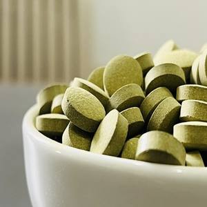 Soporte natural para la piel, tabletas de extracto de hierbas de Neem, brotes claros y nutrición de la piel tranquila para una tez brillante todos los días - Product Image 2