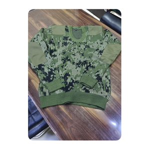 เสื้อถักคลาสสิกสำหรับผู้หญิงโดย k.d. เสื้อสเวตเตอร์อุ่นมีสไตล์และไม่มีสายรัดสำหรับการเดินทางในชีวิตประจำวัน - Product Image 1