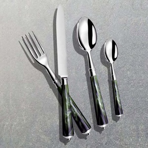 Juego de cubiertos reutilizables Cuchara y tenedor Mango largo y plano Cubiertos de oro rosa de acero inoxidable para boda real de alta calidad - Product Image 2