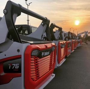 Chargeuse compacte sur chenilles Bobcat d'occasion à bas prix, équipement puissant de 12 tonnes en stock - Product Image 5