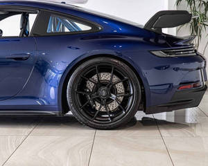 Porsche 911 GT3 2024 standard, prêt à être expédié - Product Image 2