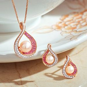 ชุดสร้อยคอเพชรที่มีเสน่ห์คอลเลกชันใหม่โซ่ทองแวววาวลายดอกไม้แสนสุขสำหรับเจ้าสาว - Product Image 4