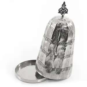 Boîte de rangement douce en argent de qualité supérieure Organisateur de bonbons de créateur Parfait pour les bonbons aux chocolats et les cadeaux spéciaux - Product Image 1