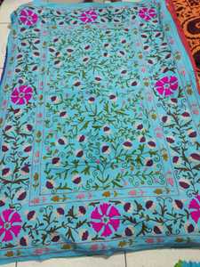 Mantas y Colchas Suzani Tejidas a Mano con Algodón Orgánico Estampado y Características Ecológicas para el Hogar en Otoño - Product Image 4