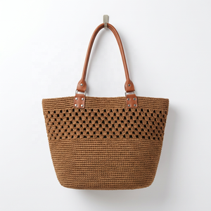 Sac fourre-tout en raphia tressé à la main avec pompon, fermeture éclair durable, doublure en coton – Sac à bandoulière au crochet pour la plage, les voyages et l'usage quotidien - Product Image 1