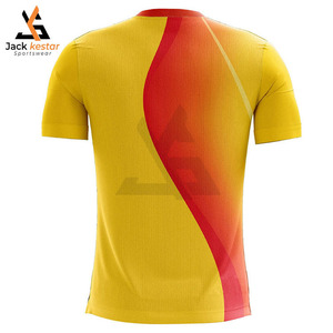 Maillot de football extensible de haute qualité - Noms et numéros d'équipe personnalisés, impression par sublimation, 100% polyester, séchage rapide - Product Image 2