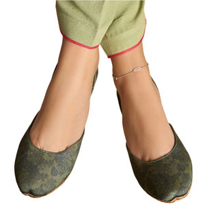 Khussa para Mujer, Color Personalizado, Sostenible, Tendencia de Moda, Estampado, Antideslizante, Ligero, Hecho a Mano, de Alta Calidad - Product Image 1