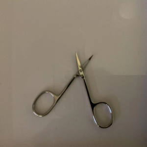 Ciseaux à ongles lame en acier inoxydable pour ongles ongles des orteils étui à cuticules inclus pour bébés enfants outil de beauté Maryament - Product Image 1