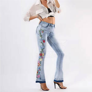 Venta al por mayor de alta calidad Ripped Flared Jeans para mujeres Distressed Trendy Women Bootcut Flare Jeans - Product Image 3