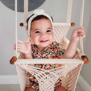 Ensemble de balançoires pour bébés en métal nouveau siège jouet intérieur et extérieur OEM chambre de style personnalisé famille enfants jardin caractéristique jouer - Product Image 1