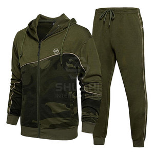 Survêtement d'hiver à capuche grande taille pour hommes, tenue décontractée, jogging de haute qualité à motif solide et logo personnalisé - Product Image 1