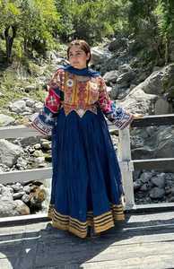 Vente flash : Vêtements ethniques afghans Kutchi, robe afghane, ensembles pour femmes, faits à la main, culture afghane traditionnelle, robes vintage pour femmes - Product Image 2