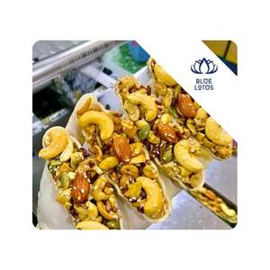 เค้กรูปเรือขายดี รสหวานกรุบกรอบ เหมาะสำหรับชุดของขวัญองค์กร ร้านขนม และงานปาร์ตี้ เวียดนาม - Product Image 1