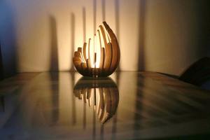 Bougeoir en bois d'acacia avec logo personnalisé Bougeoir avec base en bois de forme carrée de couleur naturelle - Product Image 3