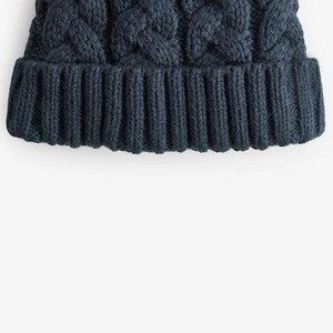 หมวกบีนนี่แบบยูนิเซ็กซ์ที่ให้ความอบอุ่นและมีสไตล์ ผลิตจากอะคริลิกเนื้อนุ่ม เหมาะสำหรับสวมใส่ในฤดูหนาว แฟชั่นลำลอง หรือใช้เป็นของพรีเมียมสำหรับการส่งเสริมการขาย - Product Image 5
