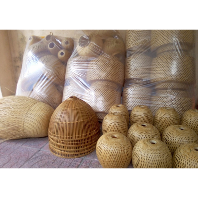 Vietnam Wholesale Handmade Wicker Hanging Lamps Rattan Art Pendant Light Decorative Kitchen/ Hotel/ Restaurant