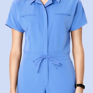 Conjuntos de uniformes de tacto suave con elegante manga corta y cuello alto suave para tareas médicas - Product Image 4