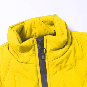 Options de couleurs et de tailles de logos personnalisés pour répondre aux besoins de votre entreprise Gilet bouffant respirant, confortable et durable - Product Image 2