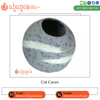 Cave pour chat Ahana en feutre de laine de mouton 100% biologique, artisanale, pliable, écologique, pour usage intérieur, solide, fabriquée au Népal