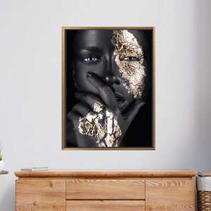 Impression sur toile élégante d'une femme africaine dorée pour décoration moderne, encadrée or - Product Image 1