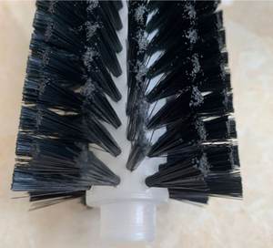 Brosse à rouleaux en nylon haute résistance de qualité supérieure pour le nettoyage des usines et l'entretien des machines, disponible pour la vente en gros - Product Image 2