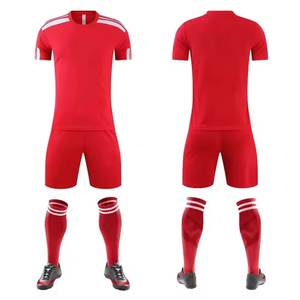 Uniformes de fútbol de sublimación en seco de alta calidad: camiseta y pantalones cortos de manga corta para ropa deportiva de equipo - Product Image 2