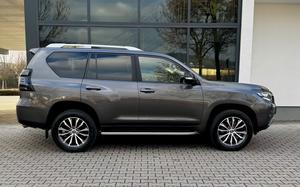 Nuevo/USADO Toyota Land Cruiser 2021 3.0L Diésel Transmisión Automática Potencia 150KW (204 HP) - Product Image 6