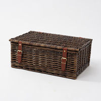 Vente flash 2026 Panier-cadeau rectangulaire vietnamien en vrac, panier en osier vide en saule, grand panier-cadeau personnalisé