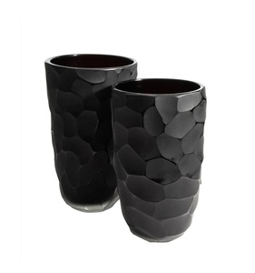 Nouvelle Arrivée Vase de Table Moderne en Aluminium de Haute Qualité Fait Main Écologique Léger Couleur Personnalisable Mariage Maison - Product Image 5