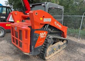 Cargadora de orugas Kubota de dirección deslizante 2023, cargadora hidráulica auxiliar sobre orugas (piezas/unidad de reparación) - Product Image 5