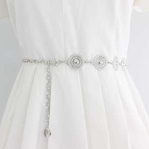 Robe et pull de mode européens et américains avec ceintures métalliques décoratives pour resserrer la taille - Product Image 3