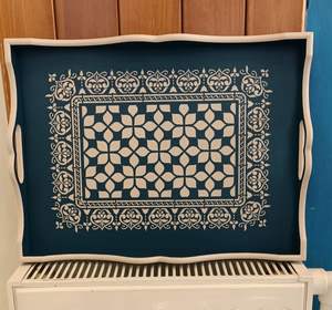 Plateau en MDF durable avec base robuste, parfait pour servir plusieurs articles lors de fêtes, de réunions de famille et d'événements - Product Image 2