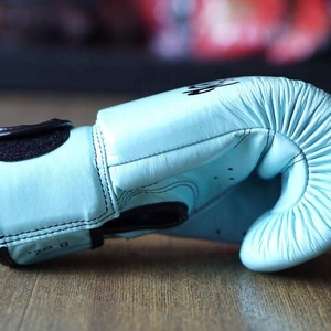 Guantes de Boxeo Fairtex Azules con Logotipo Personalizado al por Mayor, de Alta Calidad, Cuero Genuino, Impermeables y Transpirables para Entrenamiento - Product Image 4