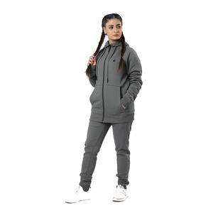 Dernier modèle de survêtement de haute qualité personnalisé pour femmes Survêtement de haute qualité pour femmes Quantité avec logo personnalisé OEM pour filles à la mode - Product Image 1