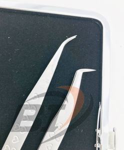 Pinzas de extensión de pestañas individuales profesionales de etiqueta privada Herramienta DE BELLEZA DE ACERO INOXIDABLE sostenible con estampado de corazón - Product Image 4