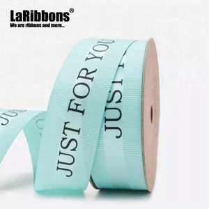 Cinta de Raso Personalizada con Borde de Grosgrain, Estampada, 100% Poliéster, 1 Pulgada, para Envolver Regalos de San Valentín, Marca Grace Fashionable - Product Image 2
