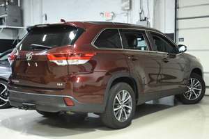 (W&T) PROMO Ventes de voitures d'occasion TOYOTA HIGHLANDER 2019 295HP 3.5L V6 SUV VOITURE D'OCCASION - Product Image 4