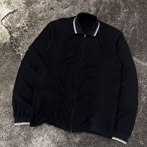 Camiseta de manga larga, holgada y con corte acampanado, de tela French Terry, con logo personalizado serigrafiado, para hombre. - Product Image 1