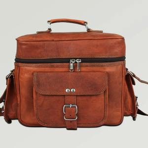 Sac de travail en cuir pour femmes, sac à bandoulière pour appareil photo DSLR personnalisé, cadeau de voyage - Product Image 1