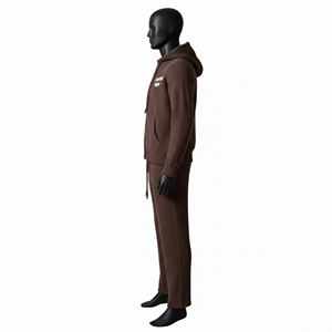Ensemble de survêtement pour homme en tissu texturé marron foncé avec sweat à capuche personnalisable et pantalon droit assorti, décontracté - Product Image 4