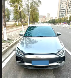 Auto Usado en Excelentes Condiciones, B Y D E2 2026 - Product Image 3